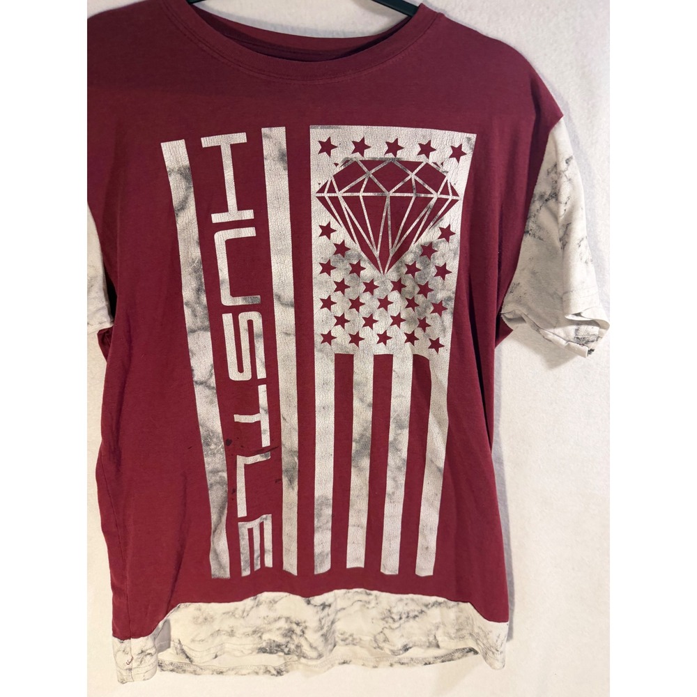Launder Bailey Apparel Hustle Diamond Flag Graphic T-Shirt Maroon Marble Mens L